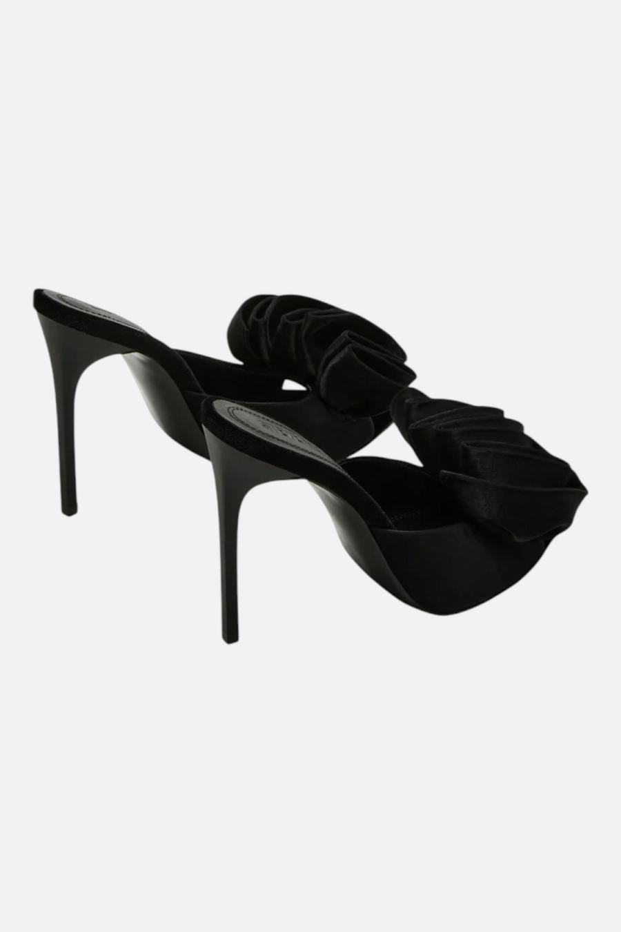 Steve Madden Affinity Heel in Black Satin – detail