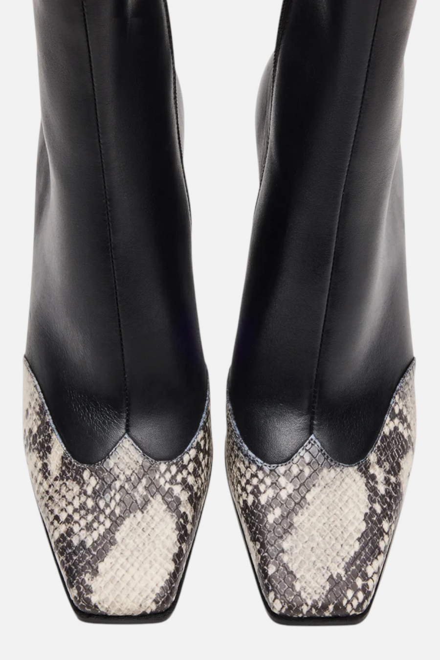 Steve Madden Lyle in Black with Leather Snake – detail