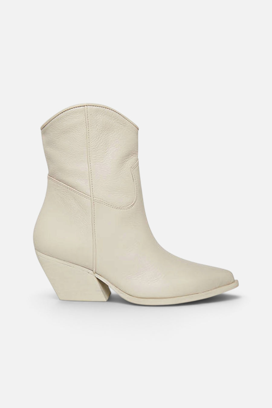 Steve Madden Wolfer Boots In White Leather – back view