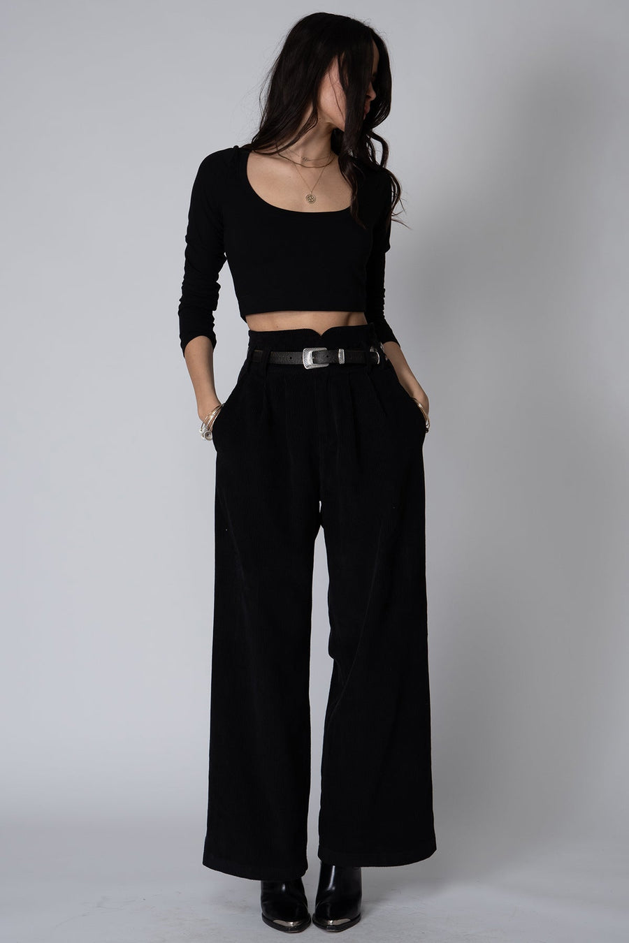 Stillwater Corduroy Knotch Waist Pant in Black – side view