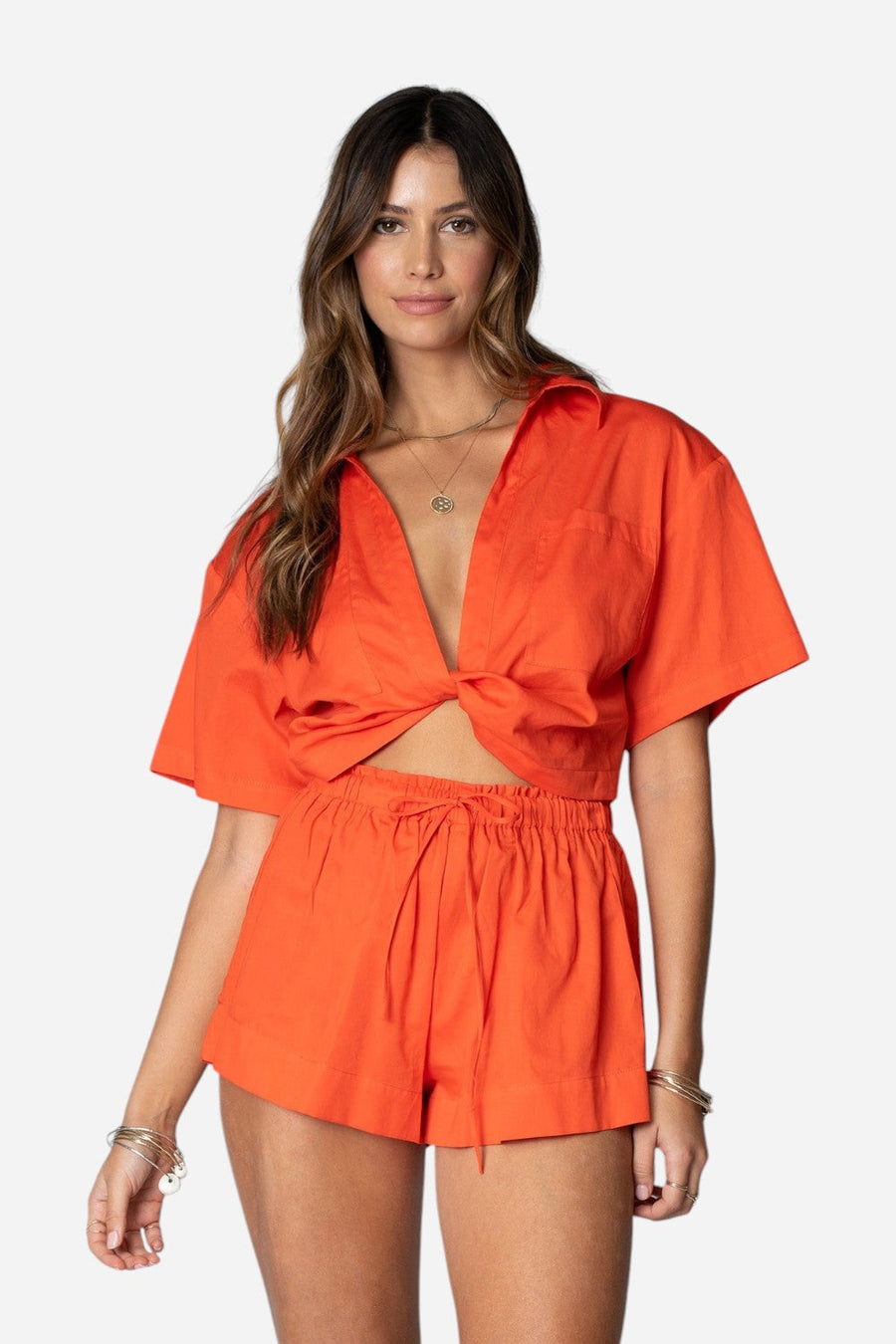 Stillwater Knot Front Short Sleeve Shirt in Poppy – front view