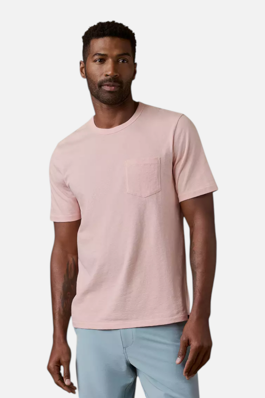 Faherty Men's Sunwashed Pocket Tee in Pink Sand