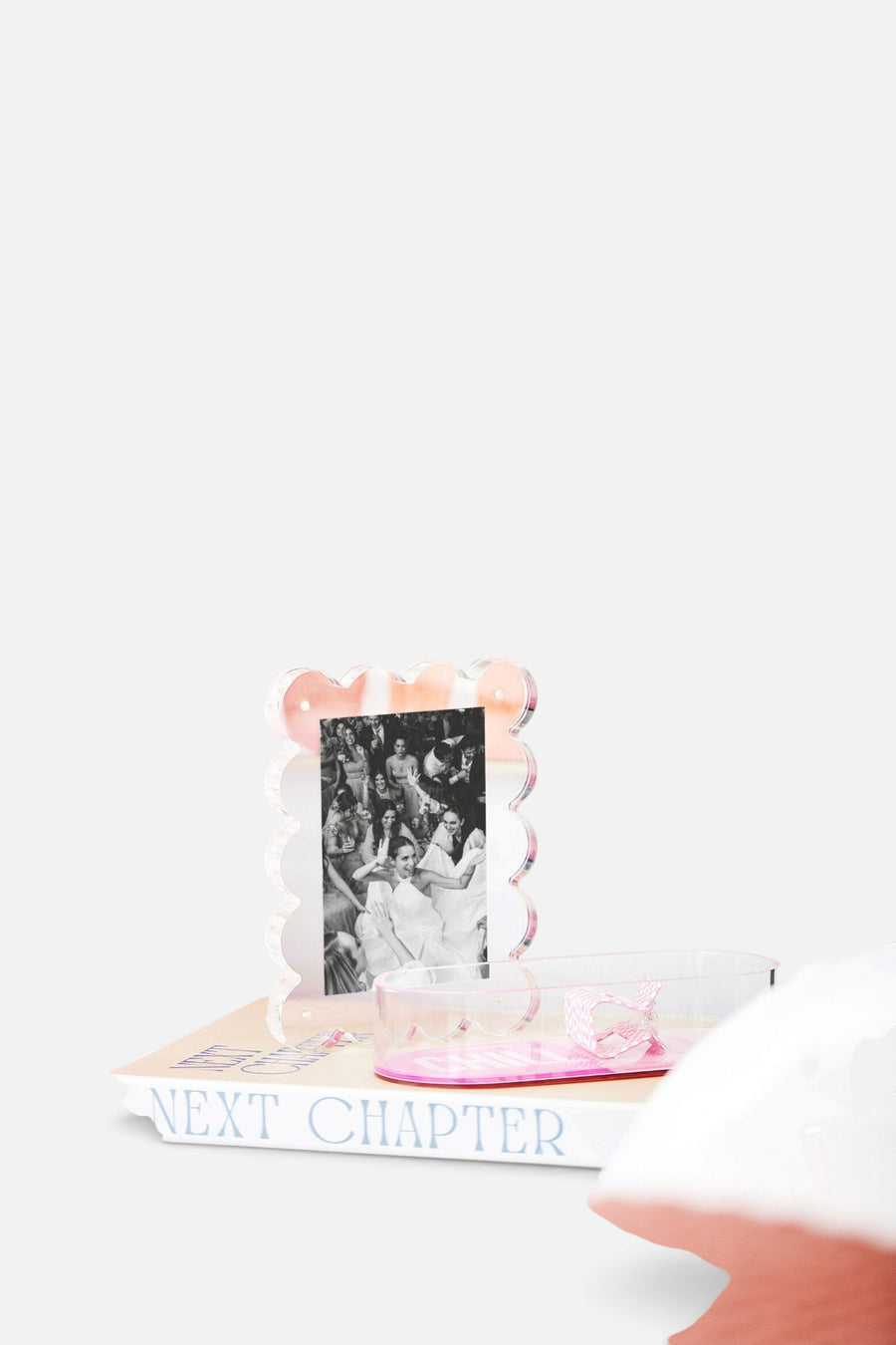 Tart By Taylor Acrylic Frame in Clear – detail