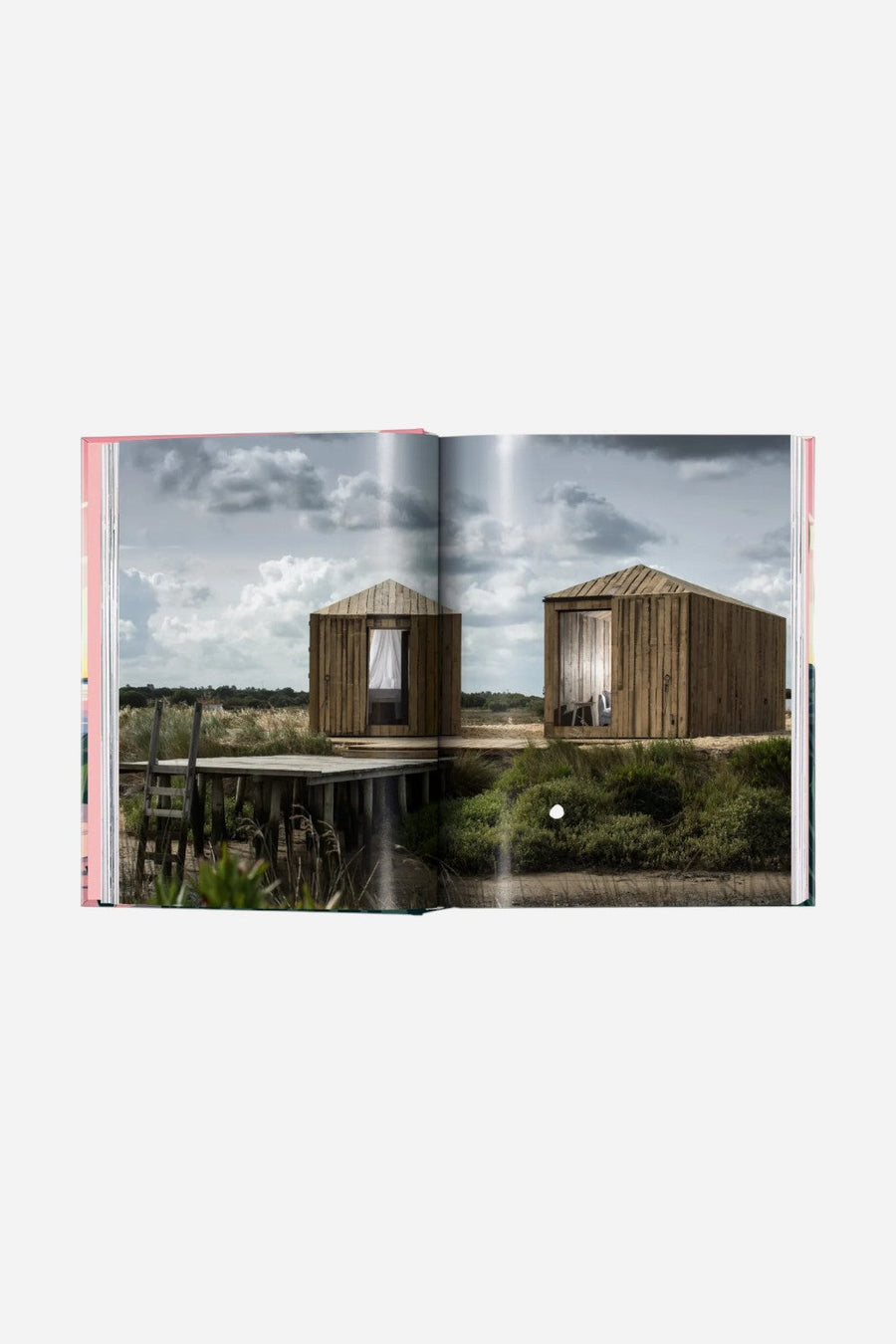 Taschen Cabins. 45th Ed. – flat lay