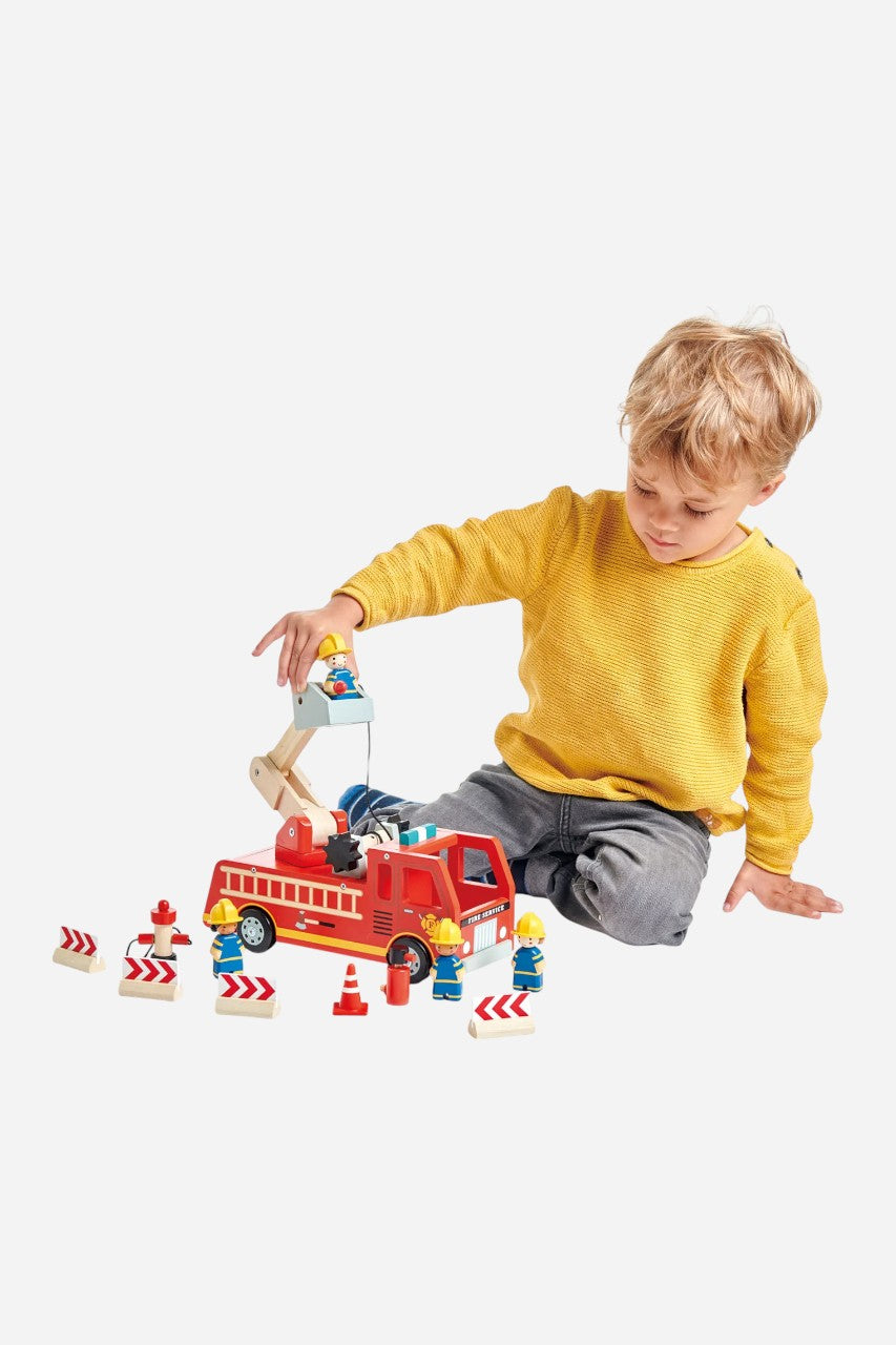 Tender Leaf Toy Fire Engine – side view