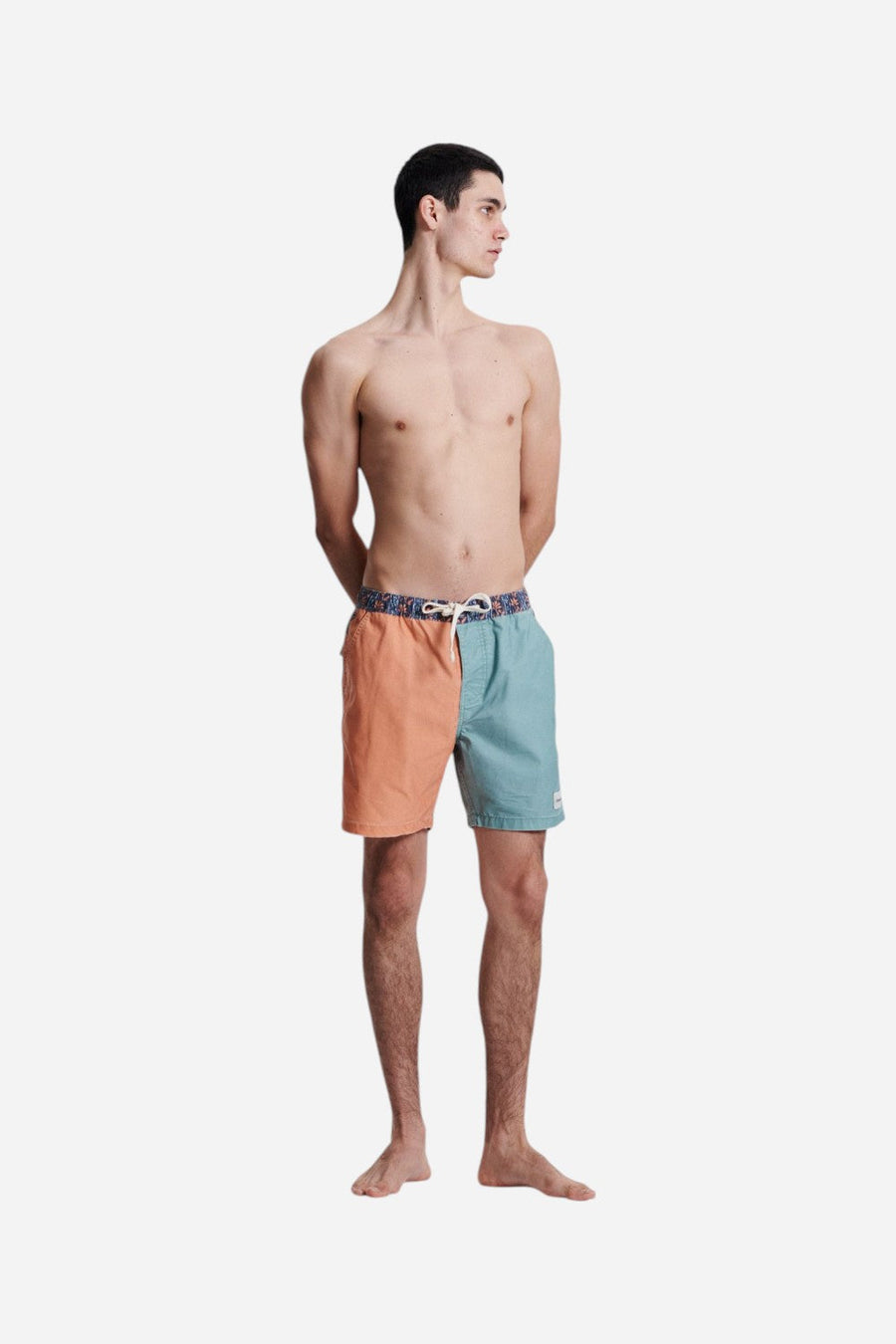 The Critical Slide Society Plain Jane 16" Trunk in Peach – detail