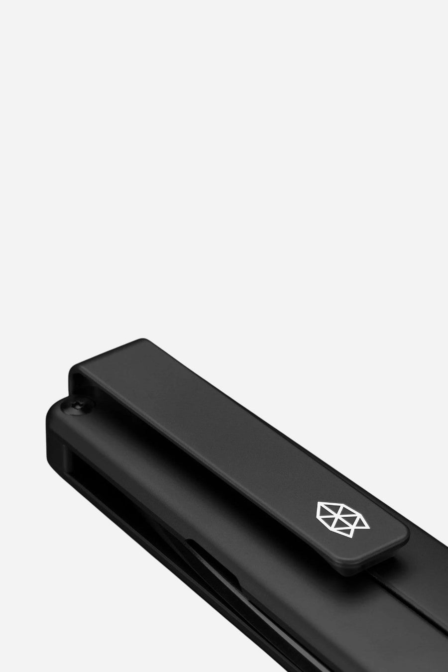 The James Brand The Chapter 2 Knife – flat lay