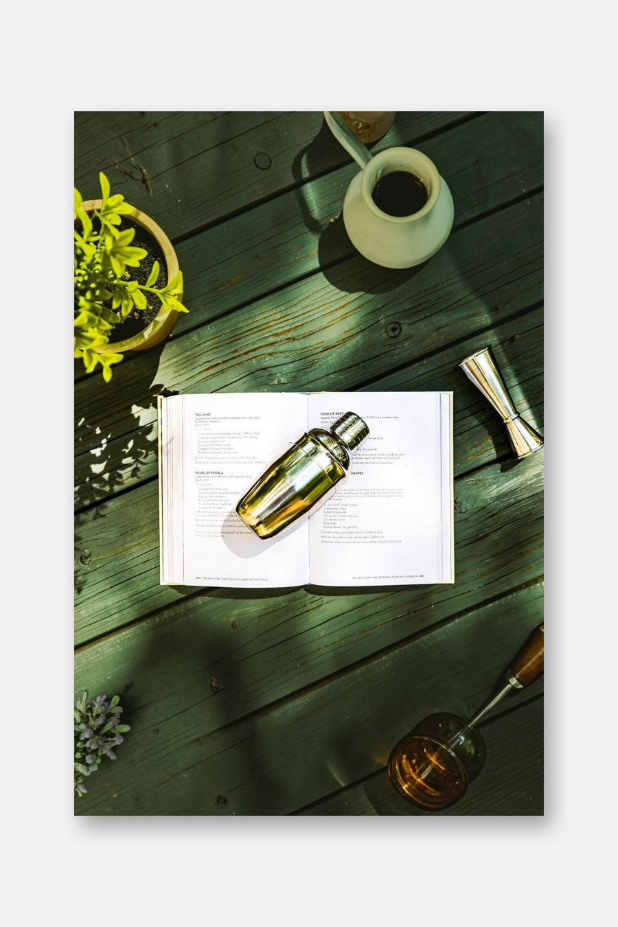 The New York Times Essential Book of Cocktails – alternate