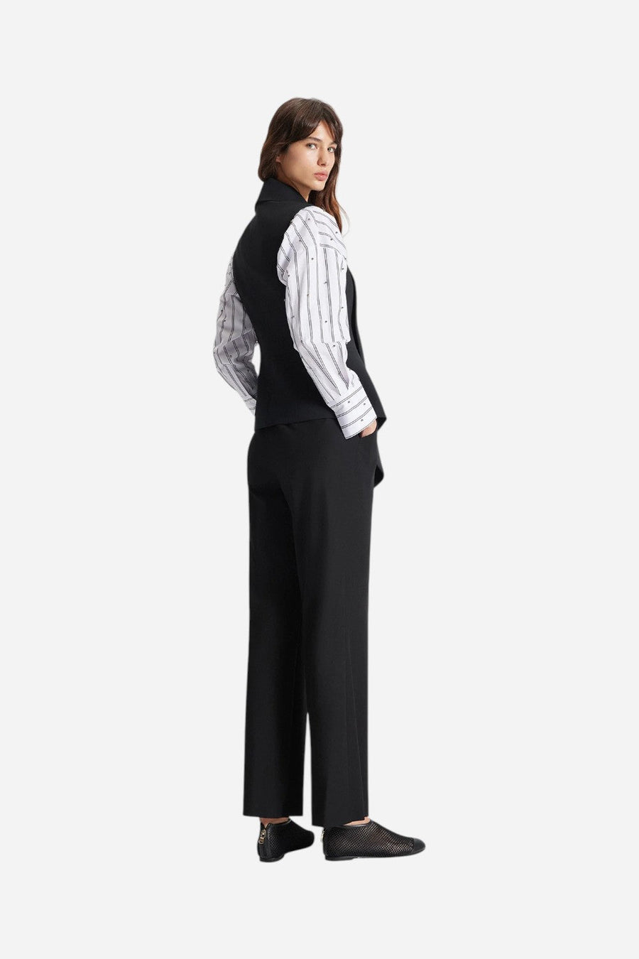 Theo the Label Echo Pearly Shirt in White/Gunmetal – back view