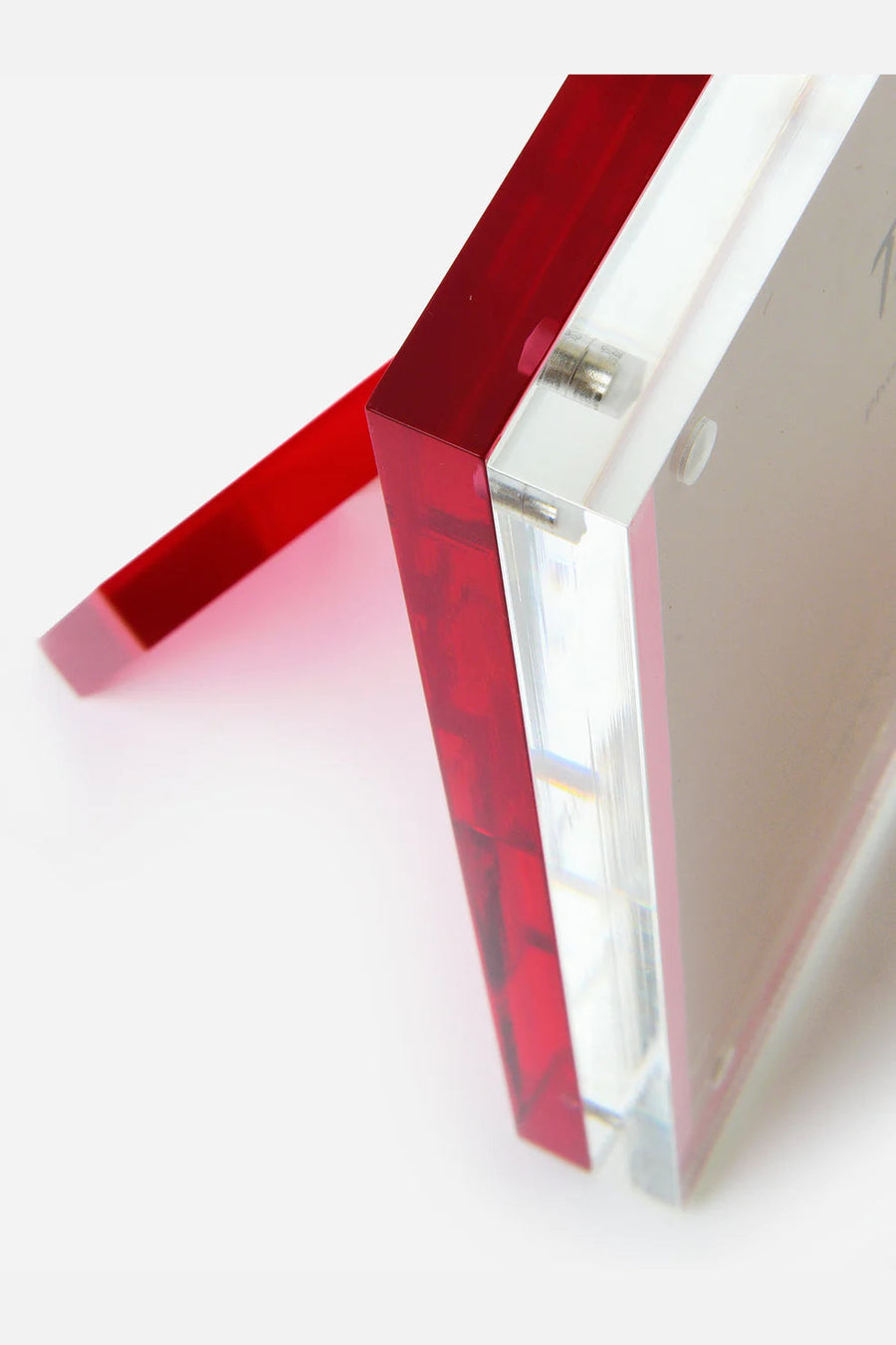 Tizo Lucite Frame with Pink Back - 4x6 – side view