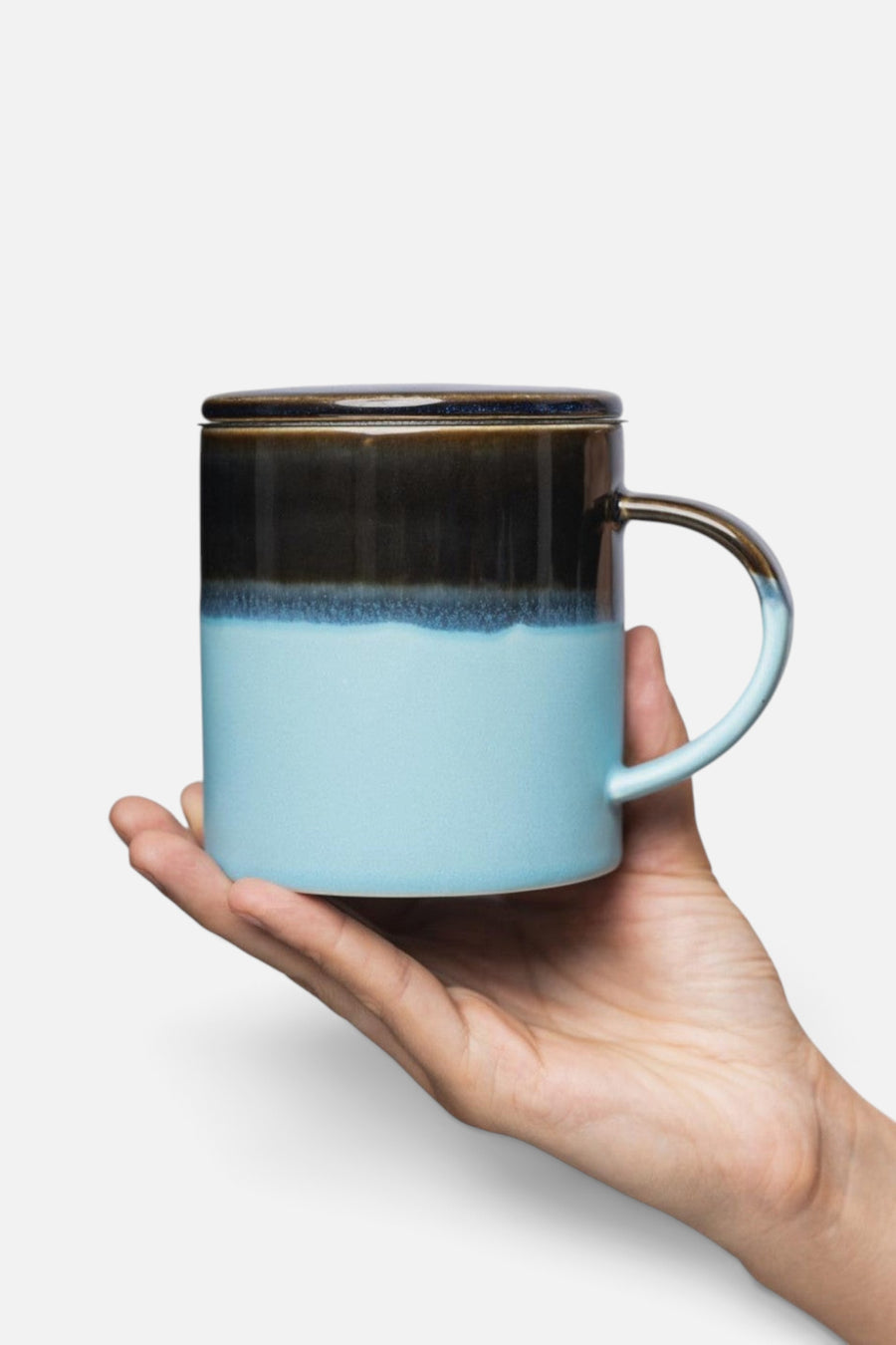 Tranquillo Cup with Tea Strainer in Blue – detail