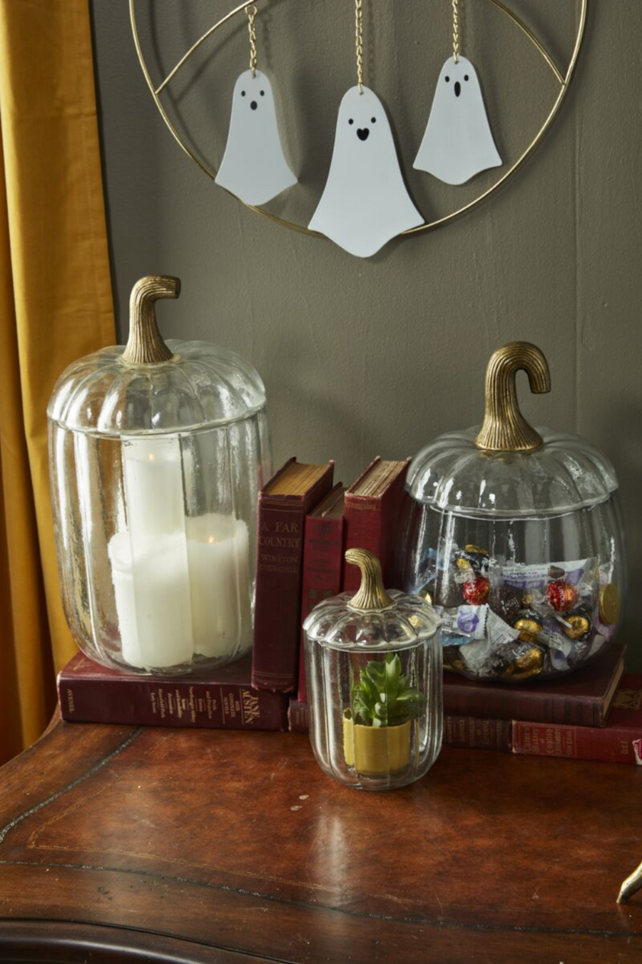 Translucent Glass Pumpkin Terrarium, Small – detail