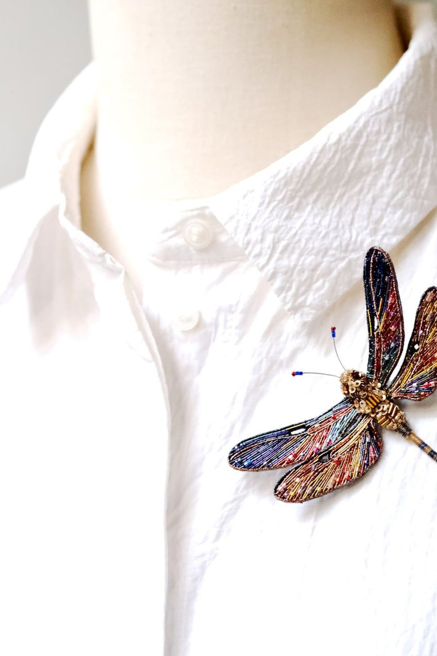 Trovelore Brown Hawker Dragonfly Brooch Pin – side view