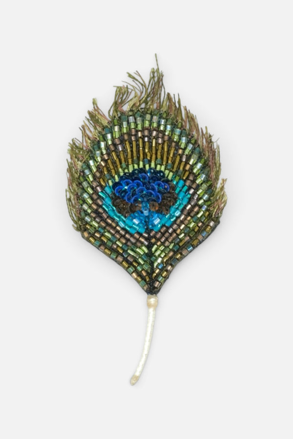 Trovelore Luminous Peacock Feather Brooch Pin