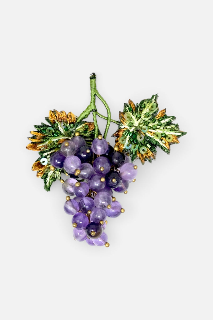 Trovelore Malbec Grapes Brooch Pin – front view