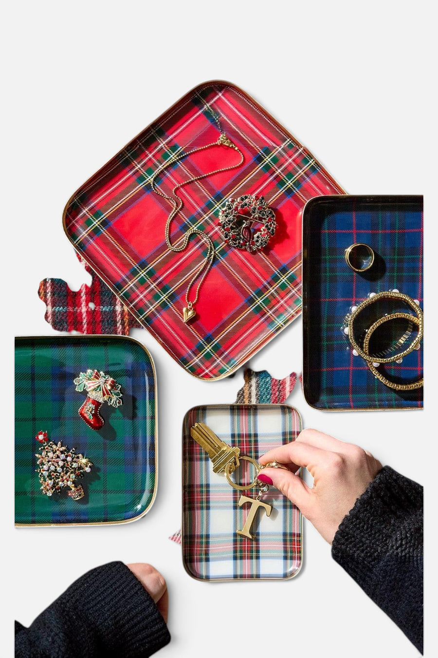 Two's Company Tartan Metal Tray – back view