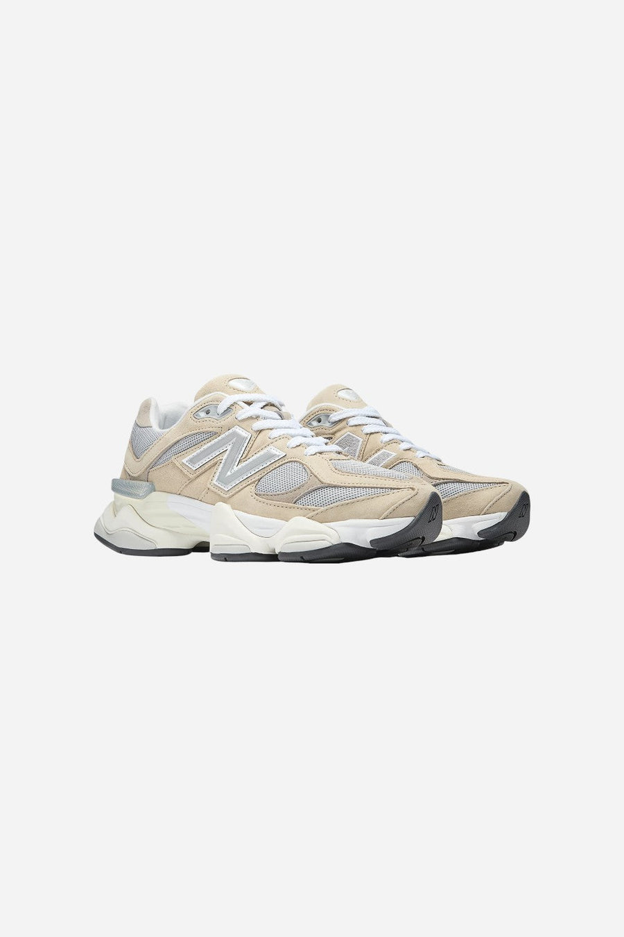 Unisex New Balance 9060 in Beige & Grey – detail