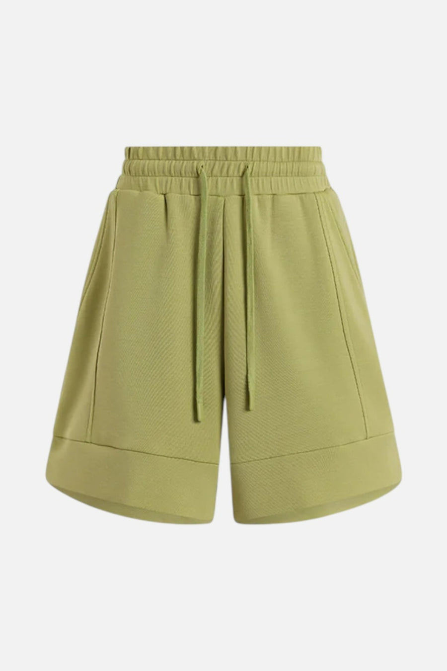 Varley Atrium High-Rise Short 4.5" in Fern – front view