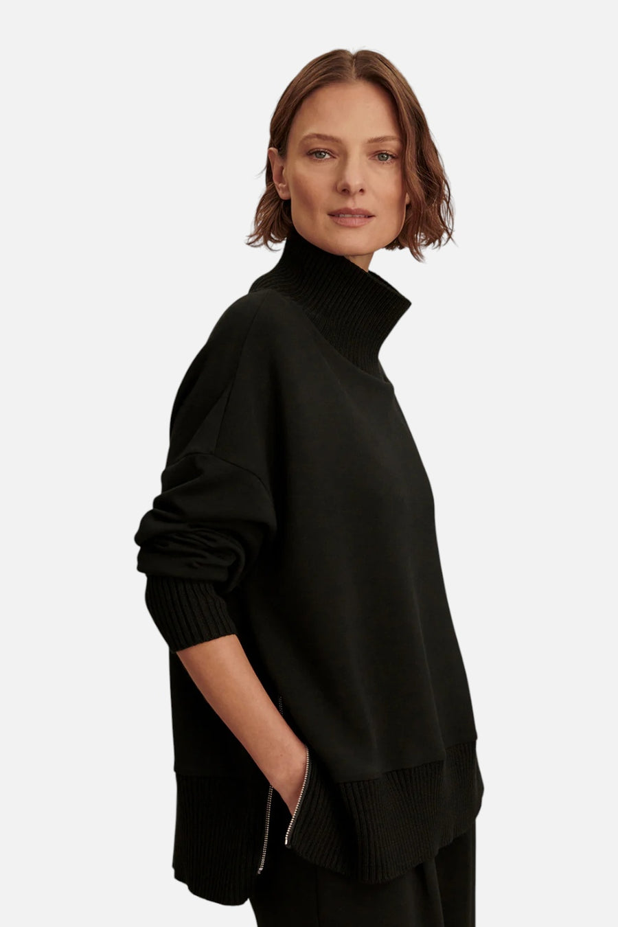 Varley Barker High Neck Sweat in Black – side view