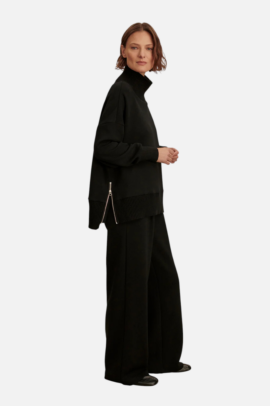 Varley Barker High Neck Sweat in Black – side view