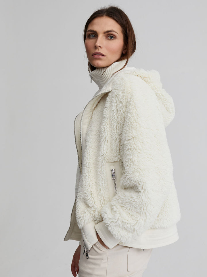 Varley Dylan Jacket in Egret – detail
