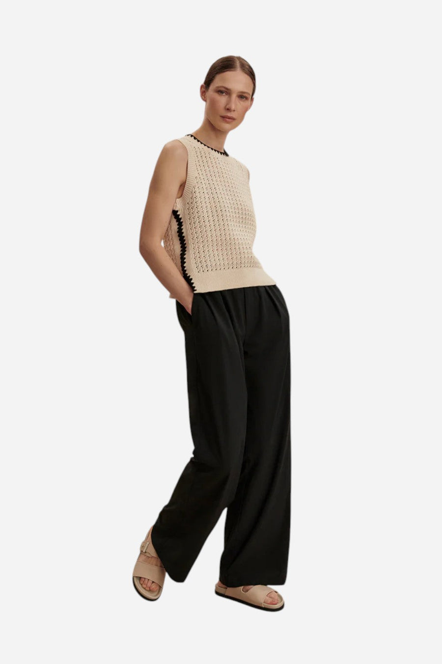 Varley Kayson Wide Leg Pant 29.5" in Black – side view