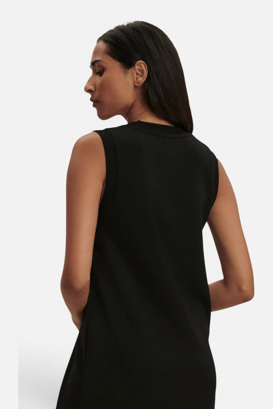 Varley Kyler Tank Midi Dress in Black – side view