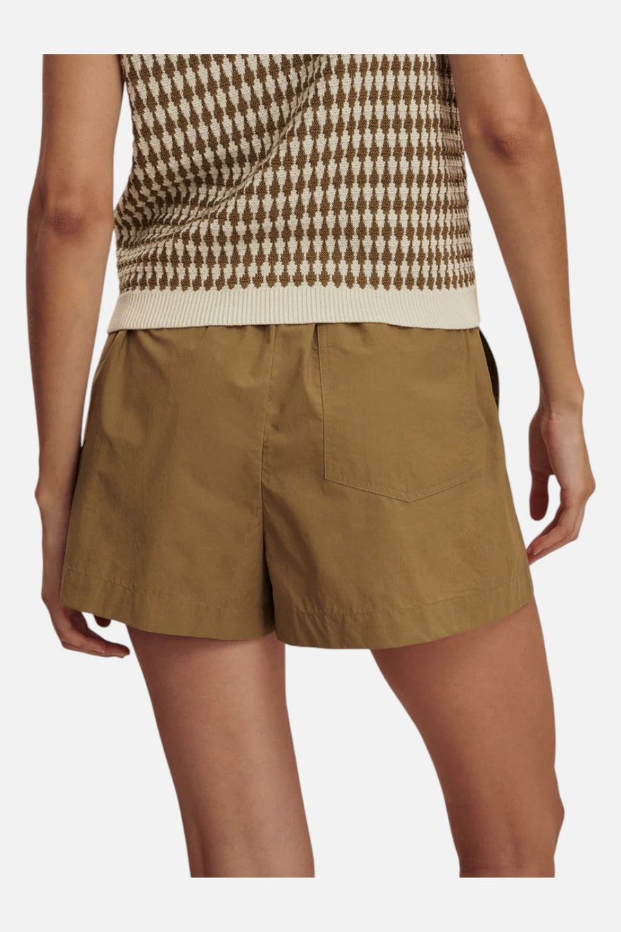 Varley Morales Shorts in Golden Olive – detail