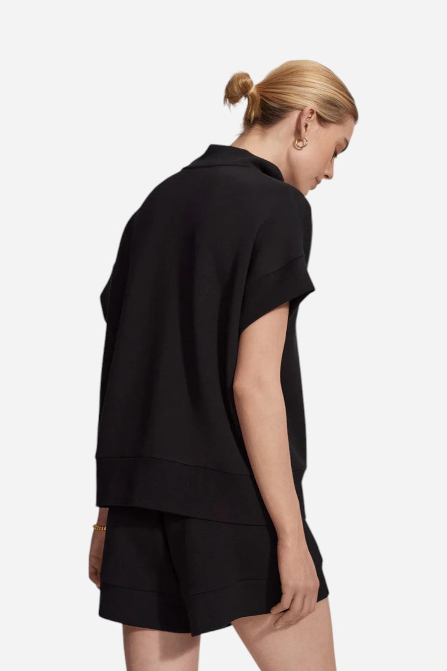 Varley Ritchie Short Sleeve Sweat in Black – side view