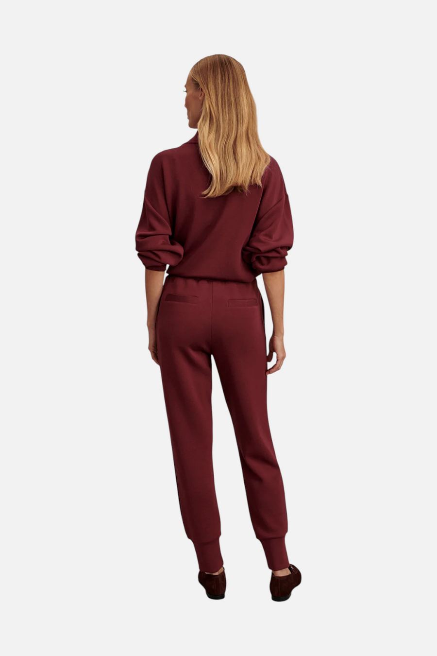 Varley Slim Cuff Pant 27.5" in New Maroon – detail