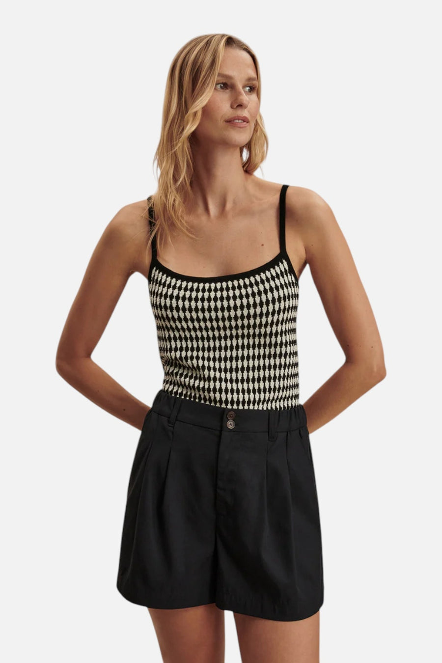 Varley Tansy Woven Short 3" in Black – on model