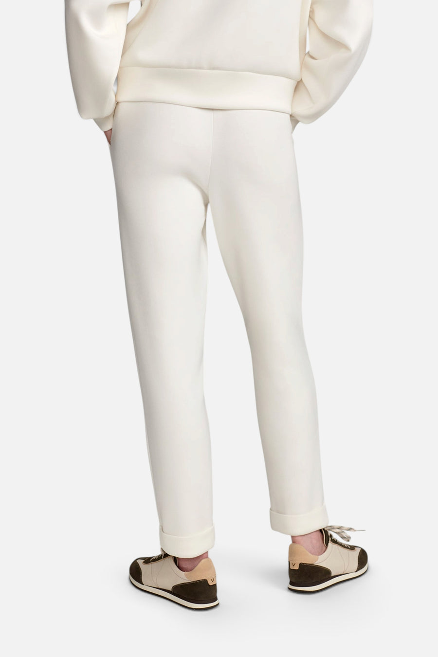 Varley The Rolled Cuff Pant 25" in Pristine – side view