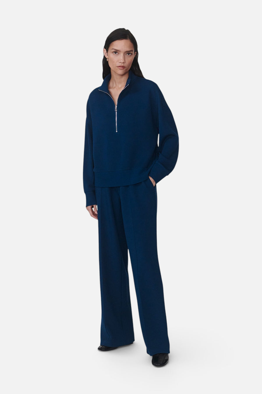Varley The Wide Leg Pant 30" in Sea Blue – front view