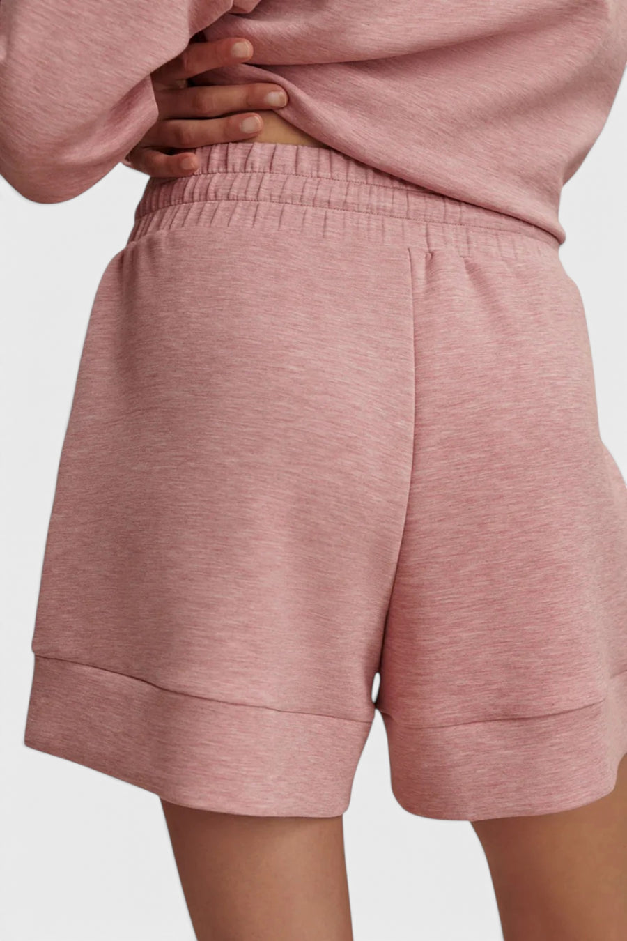 Varley Women's Atrium High-Rise Short 4.5" in Rose Marl – detail