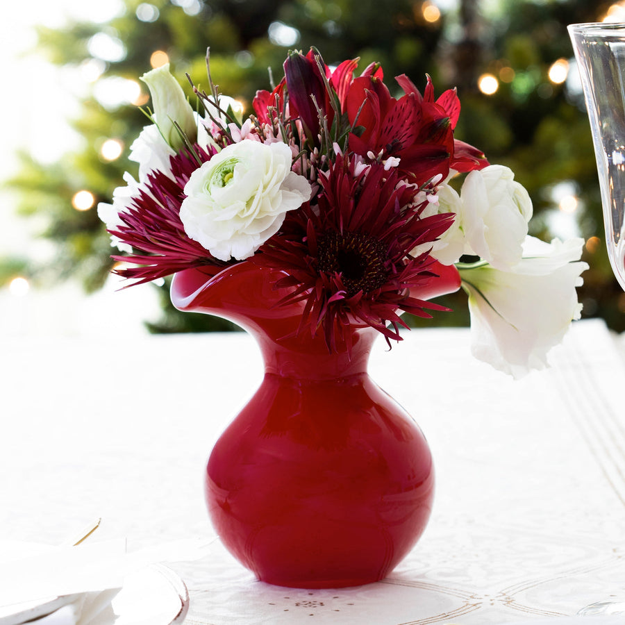 Vietri Hibiscus Glass Red Bud Vase – back view