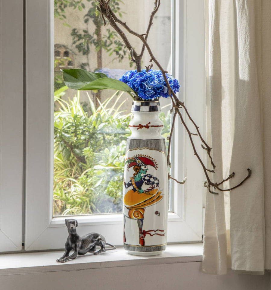 Vista Alegre Mariinsky Vase Player – side view