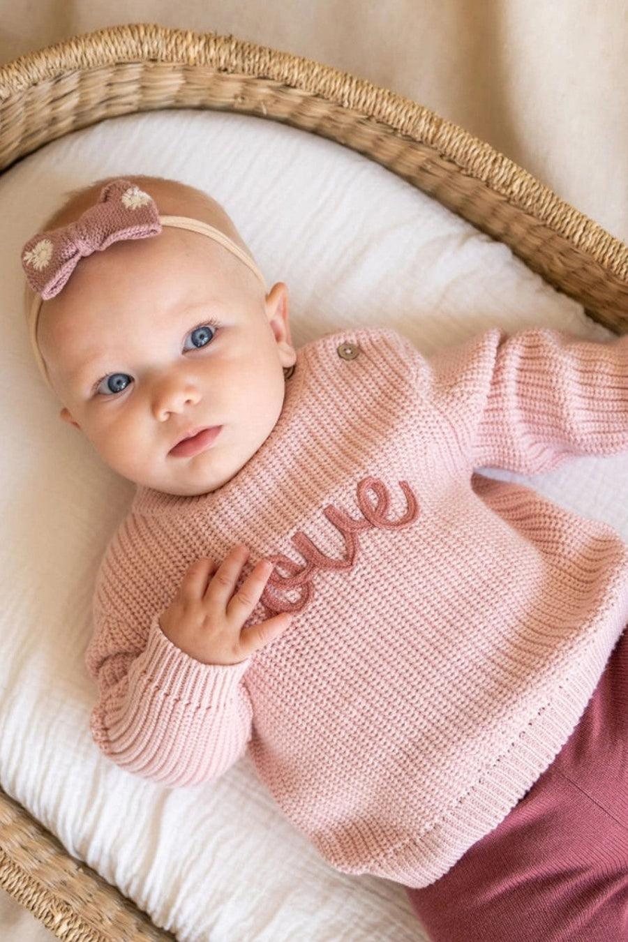 Viverano Love Embroidered Chunky Knit Baby Sweater in Pink – detail
