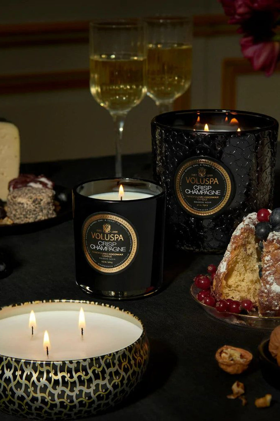 Voluspa Crisp Champagne 3 Wick Tin Candle – detail