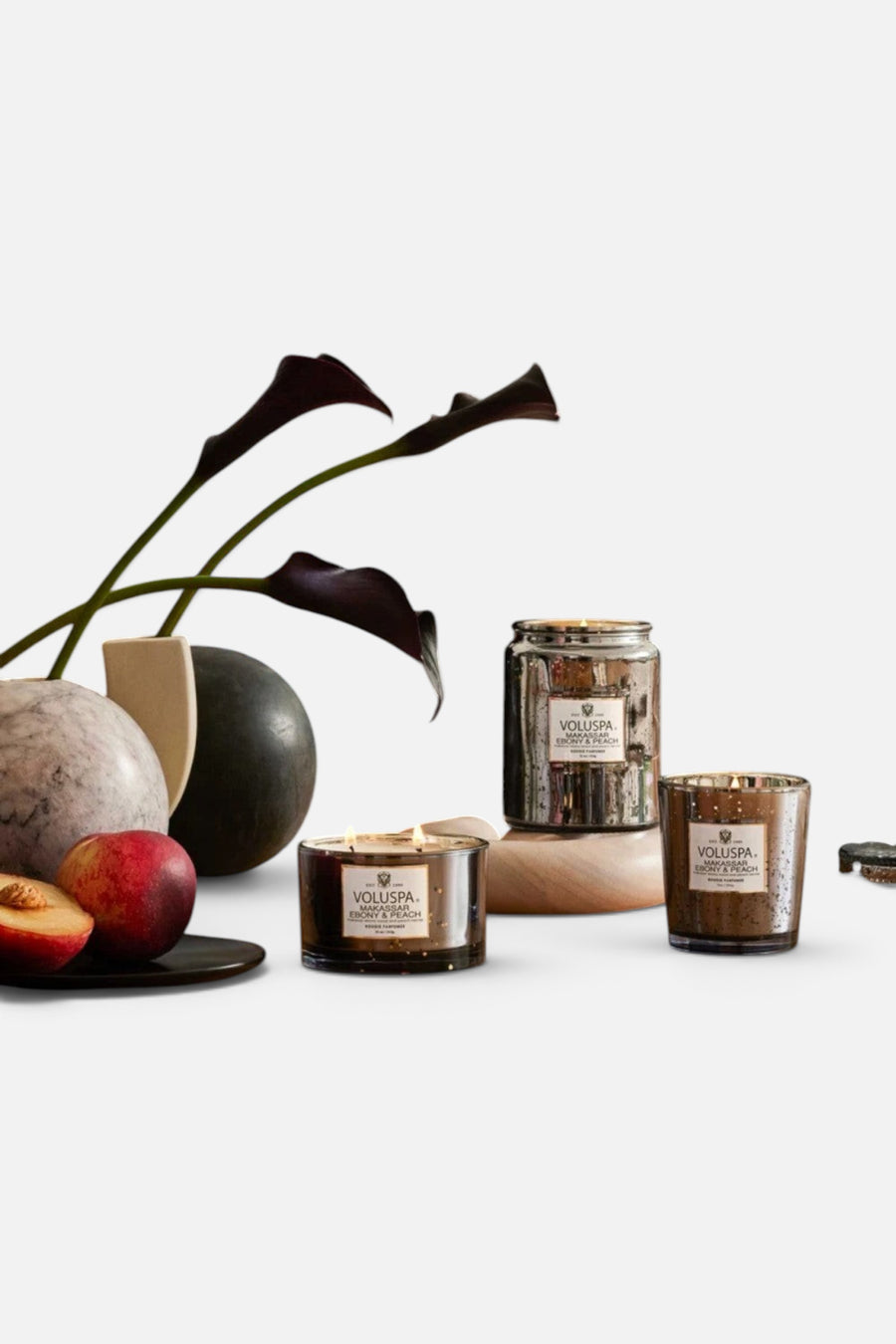 Voluspa Makassar Ebony & Peach Classic Boxed Candle – back view