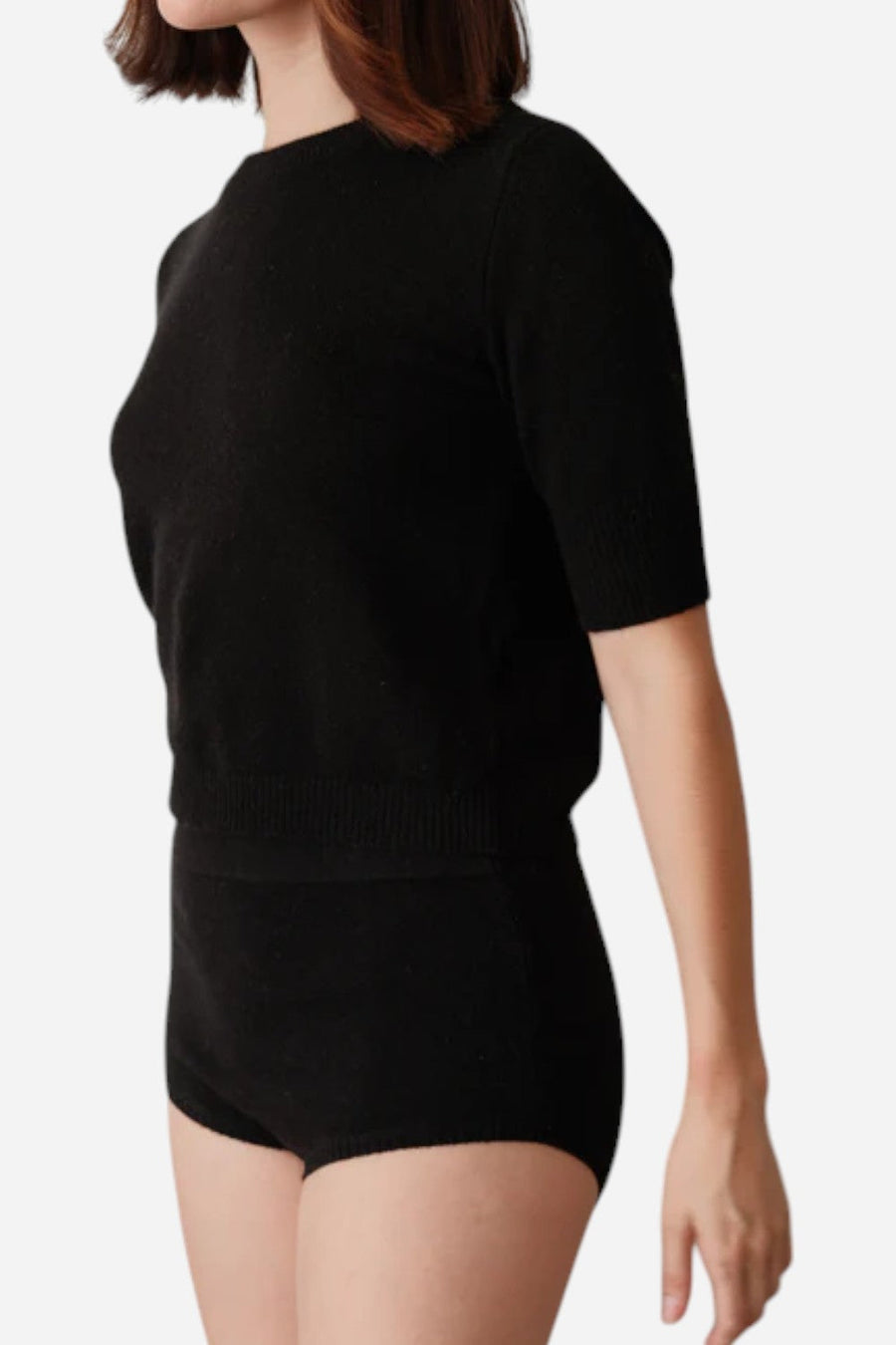 W. Cashmere Celina Short Sleeve Crewneck in Black – side view