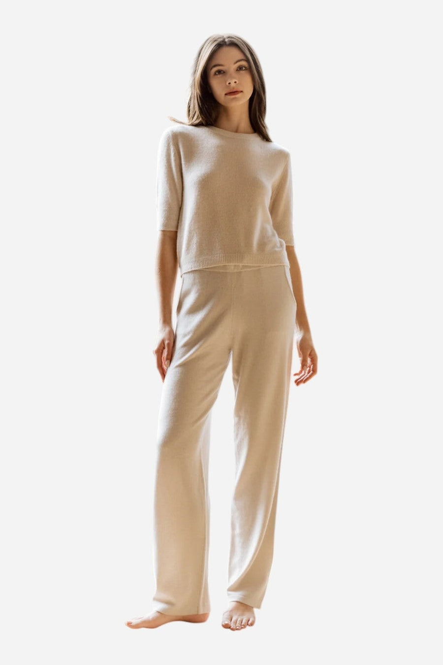 W. Cashmere Celina Short Sleeve Crewneck in Fog – side view