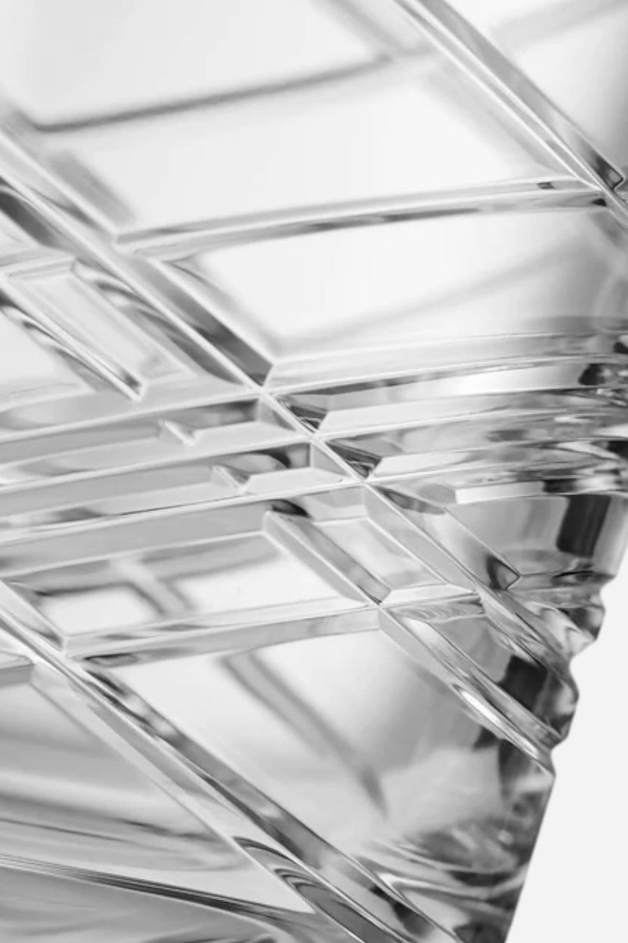 Waterford Aran Vase, 12'' – back view