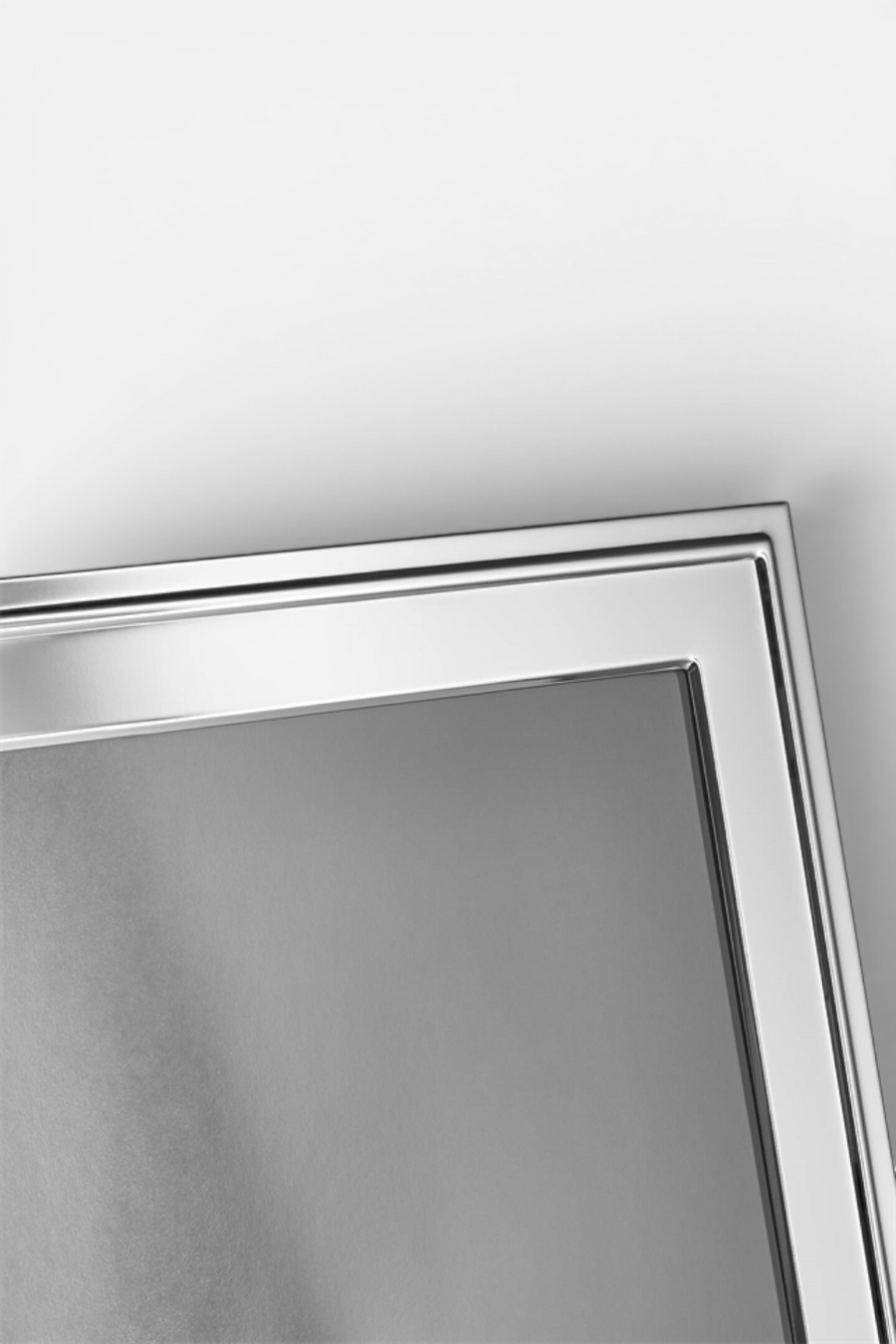 Waterford Classic Frame 8X10 Silver – back view
