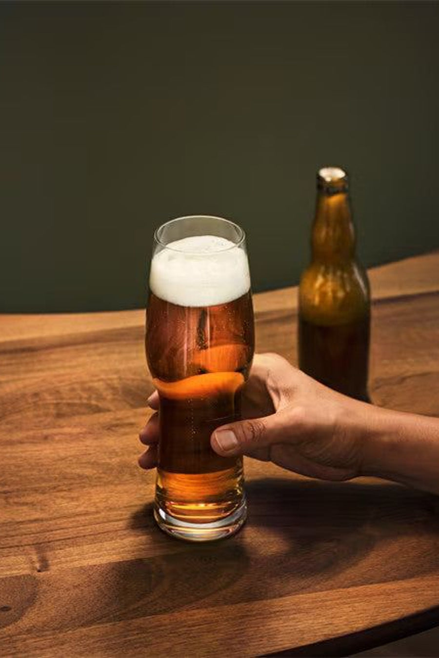 Waterford Craftbrew Pilsner Glass - 21.5 Oz, Set of 2 – detail
