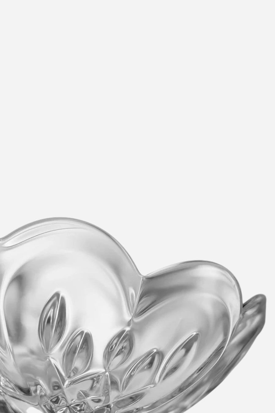 Waterford Giftology Lismore Heart Bowl 4'' – side view