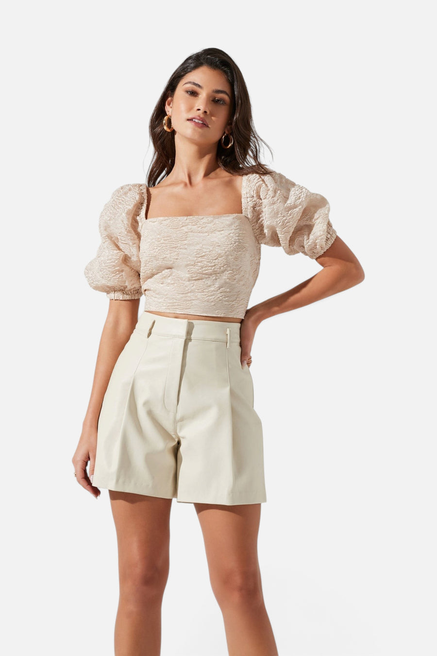 Wilma Faux Leather Shorts in Ivory – detail