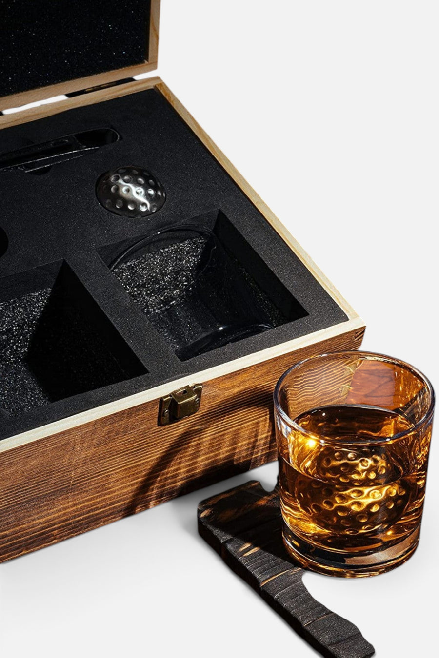 Wine Savant Luxurious Bar Gift Set - Golf Whiskey Set – detail