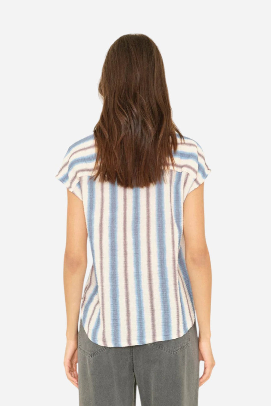 Xirena Blue Ridge Tillie Shirt – side view