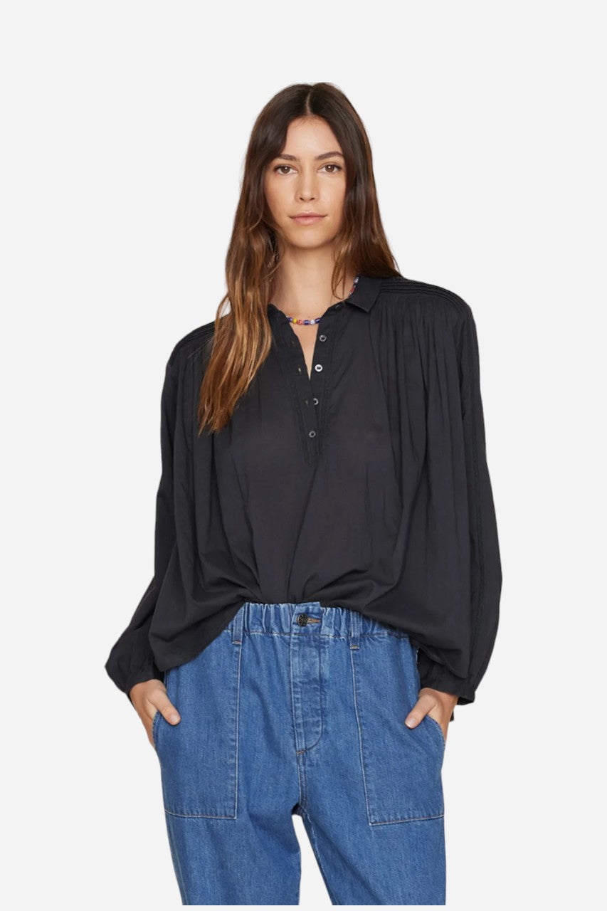 Xirena Fabienne Shirt Obsidian – front view