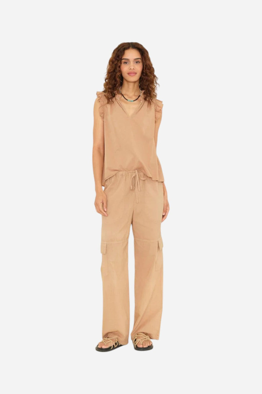 Xirena Hazelnut Cargo Pant – side view